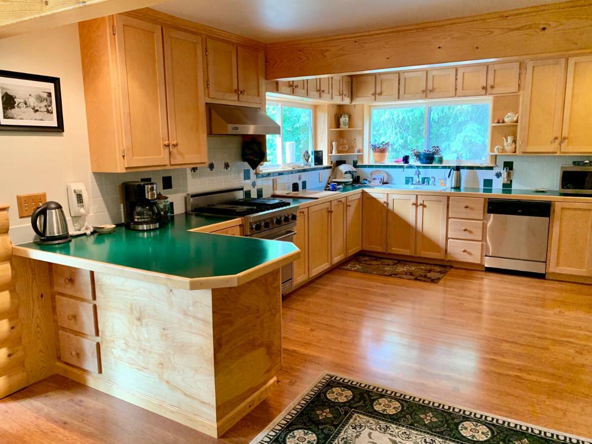 Sourdough Sunrise B&B Seward Bagian luar foto
