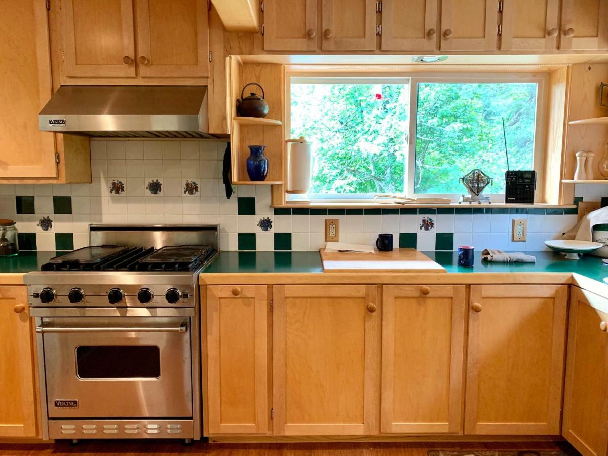 Sourdough Sunrise B&B Seward Bagian luar foto